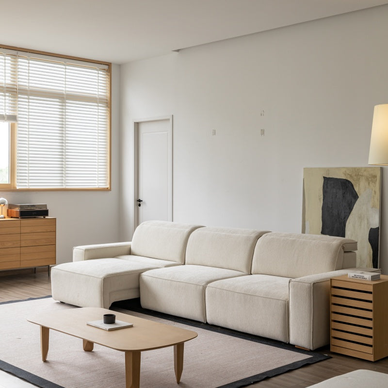 布地張りで快適なモダンソファ