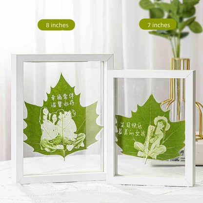 Maple leaf engraved photo frame