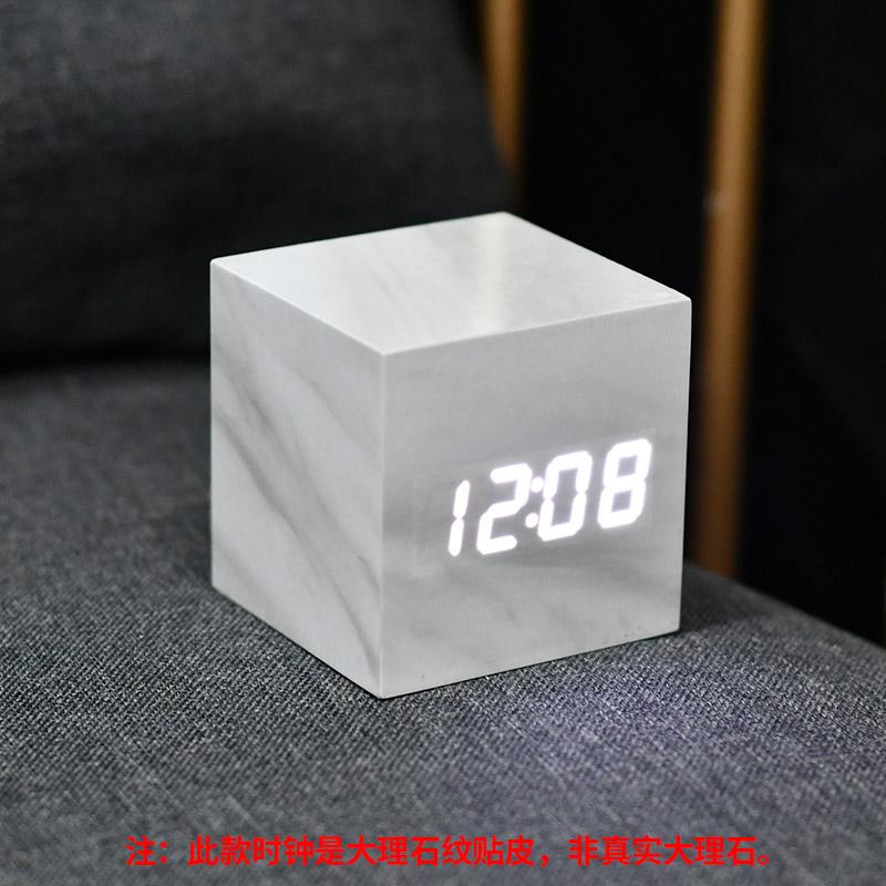 Creative Desktop Clock