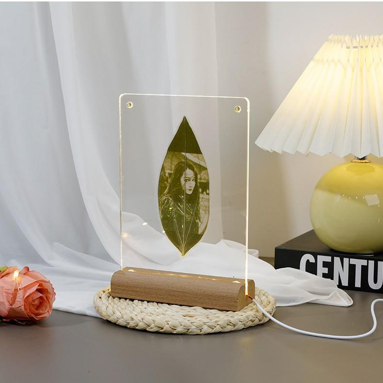 Leaf carved transparent photo frame