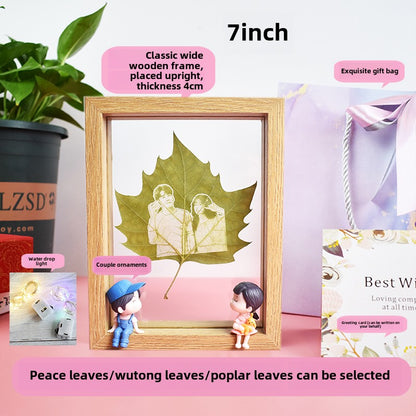 Leaf carving photo customization