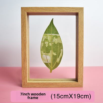 Leaf carving photo customization